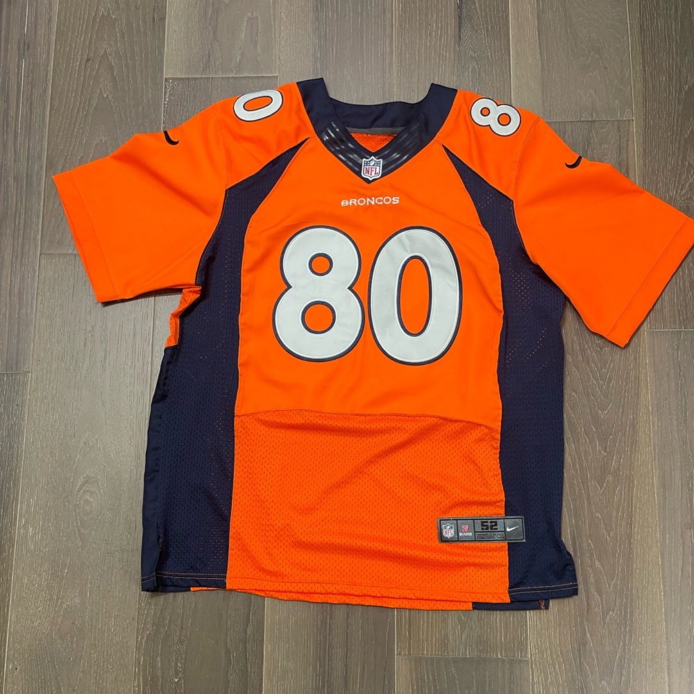 Men’s NFL 52 on the field Broncos jersey. No.80 gently worn size 52